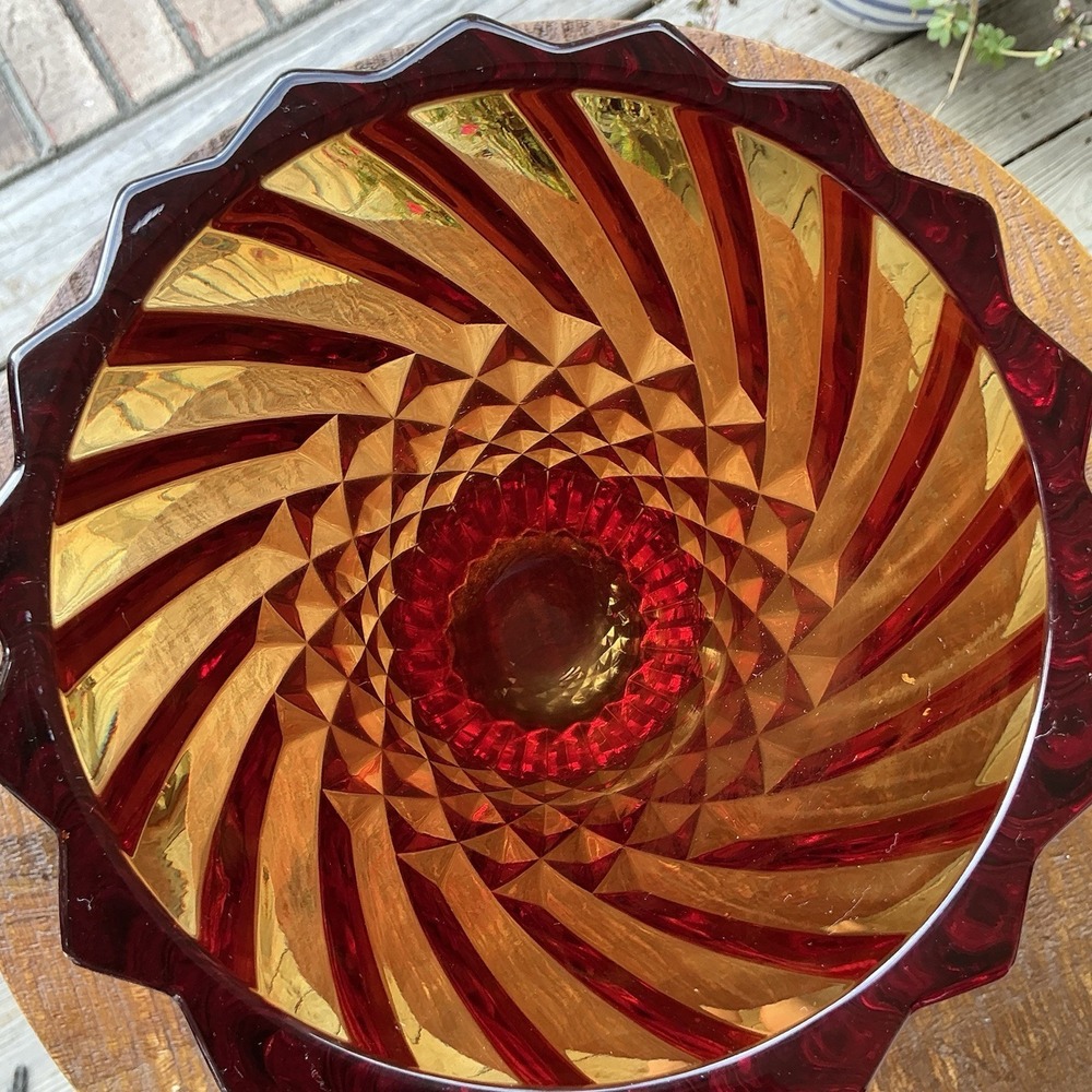 VTG L.E. Smith Amberina Diamond Point Swirl Vase Amber Glass, Heavy Pressed - Picture 3 of 14